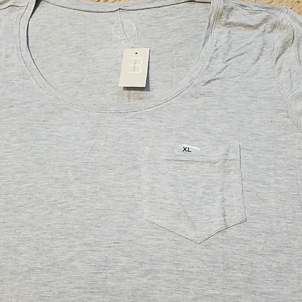 Soft basic tee - Picture 2 of 3
